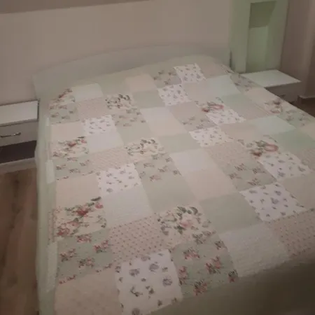 студия лилия בית הארחה צרבו