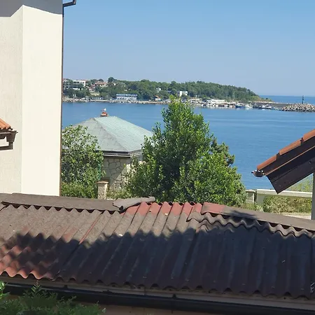 студия лилия Konukevi Tsarevo