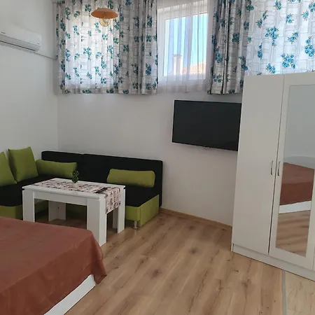студия лилия Konukevi 4*