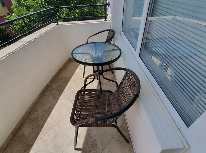 студия лилия בית הארחה צרבו